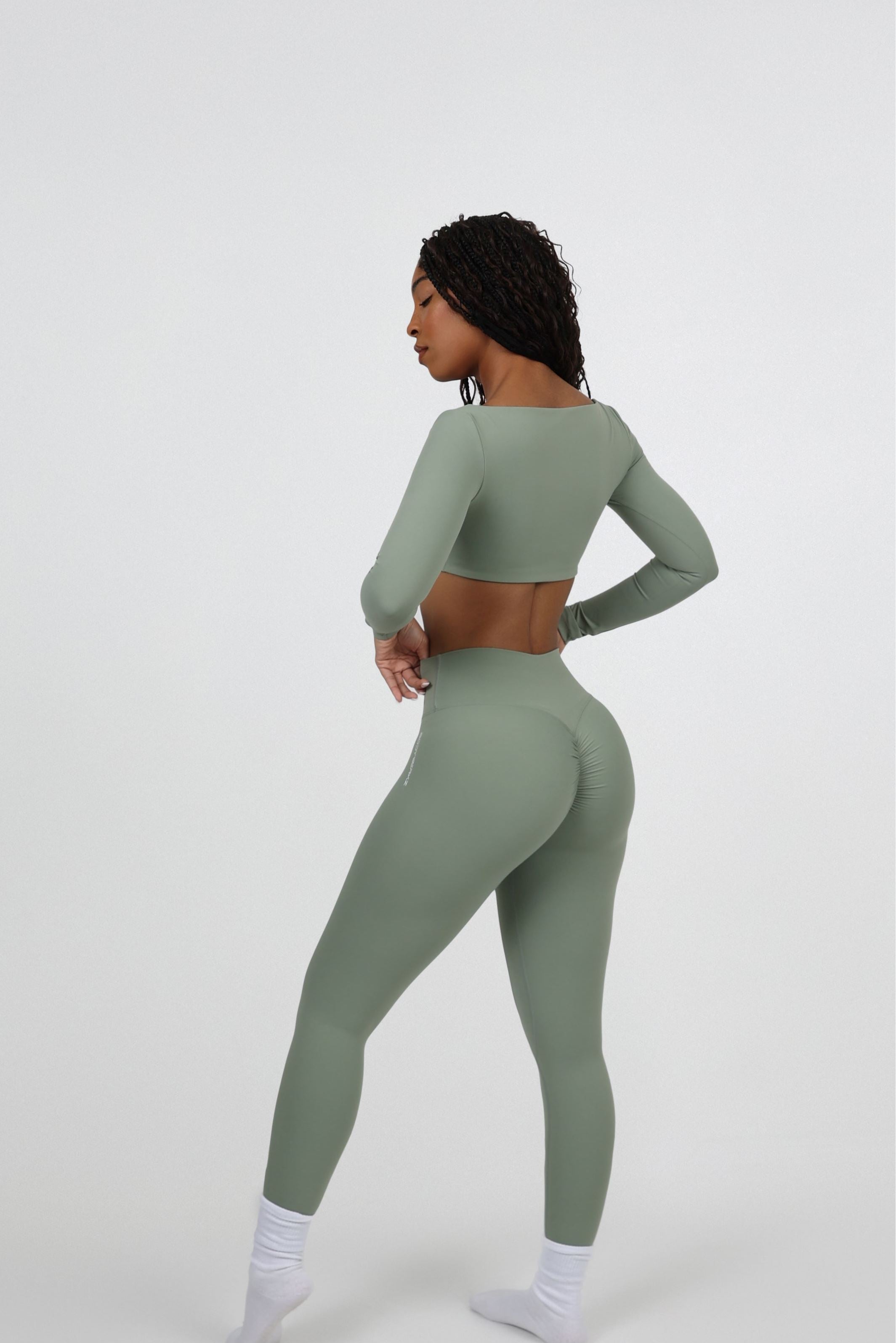 HIGH WAISTED SCRUNCH YOGA PANTS bodywerkz 